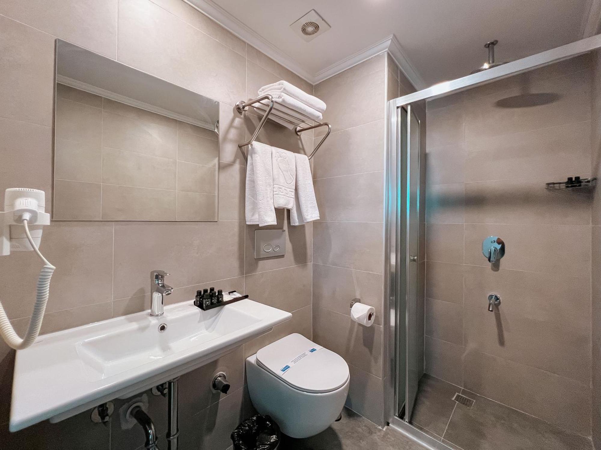 Yalcindag Otel Бурдур Екстер'єр фото